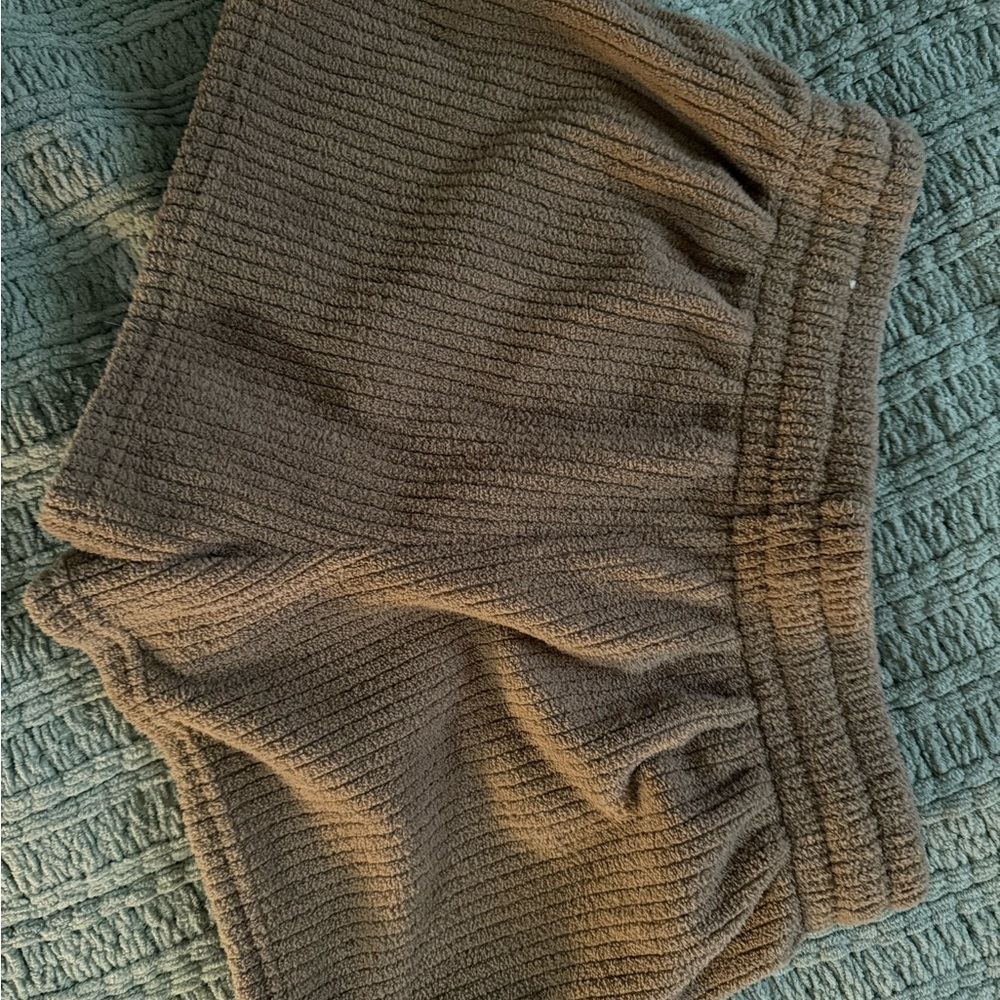 [M] Women's Brown Knit Athletic Shorts - Picture 3 of 4